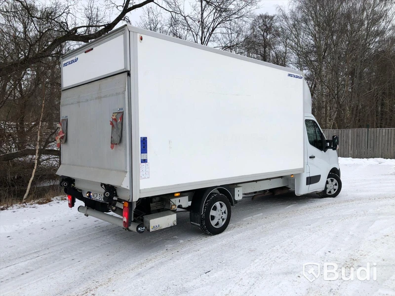 Skåpbil Nissan NV400 2.3 dCi Volymskåp (125hk) - 2016 m bakgavellift & öppningsbar vä sida